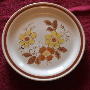 Vintage Autumn Collection Stoneware Wild Wood Dinner Plate